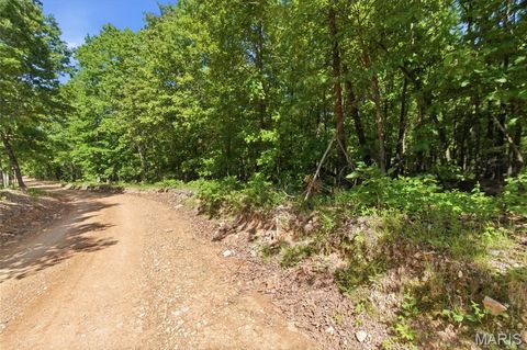 Tiny photo for 210 County Road 320, Alton, MO 65606 (MLS # 26030426)