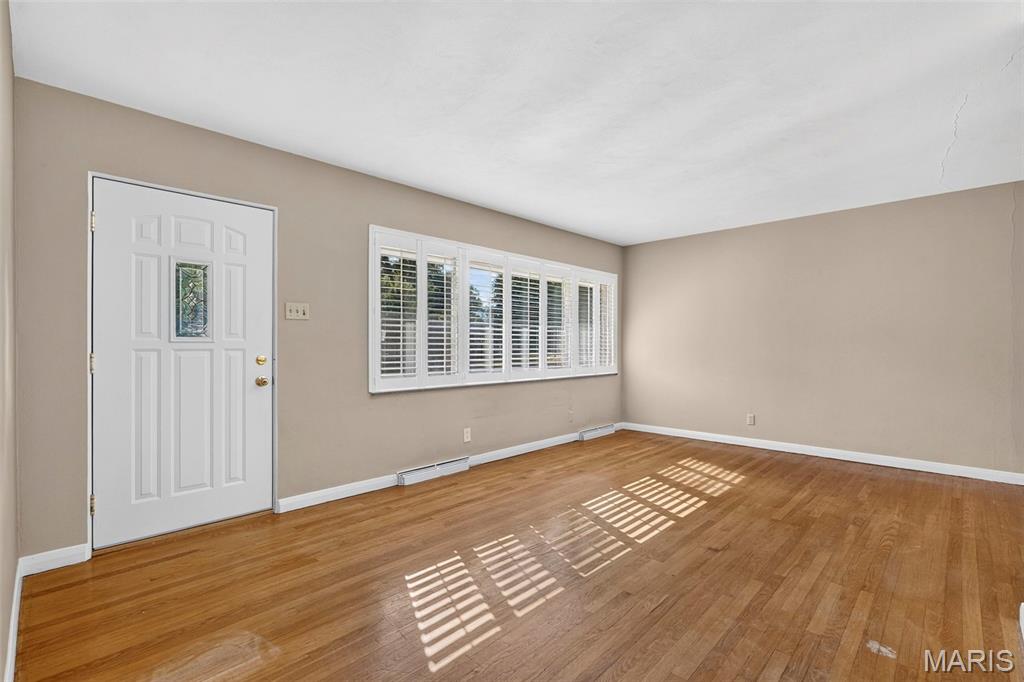 8848 Red Oak Drive
