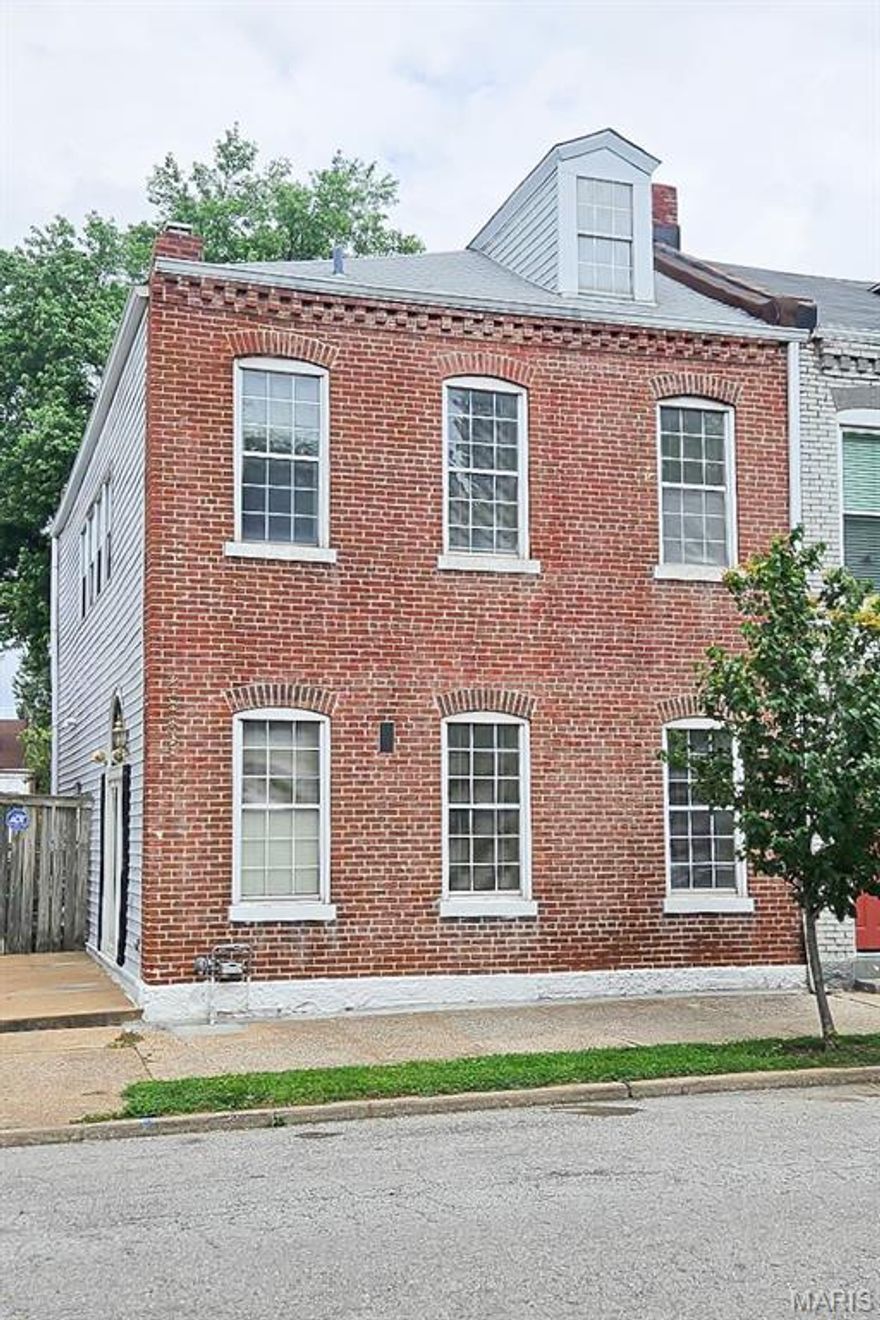 Rare opportunity in highly sought-after Benton Park! This spacious home offers over 2,800 square feet of living space plus a finished basement, providing plenty of room for a variety of uses. Featuring 2 bedrooms, 2.5 bathrooms, main-level laundry, and off-street parking, the property has great bones and is ready for its next chapter.

While the home has been well maintained, it is dated and would benefit from cosmetic updates, making it an excellent opportunity for investors, renovators, or owner-occupants looking to build equity in one of St. Louis' most desirable neighborhoods. Large rooms, generous living space, and an unbeatable location near restaurants, parks, and all that Benton Park has to offer make this a property with tremendous potential. Be sure to check out our video walk through.