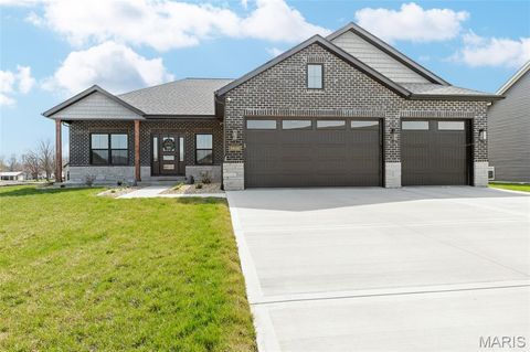 Photo of 8444 Cryder Lane Court, Troy, IL 62294 (MLS # 26016703)