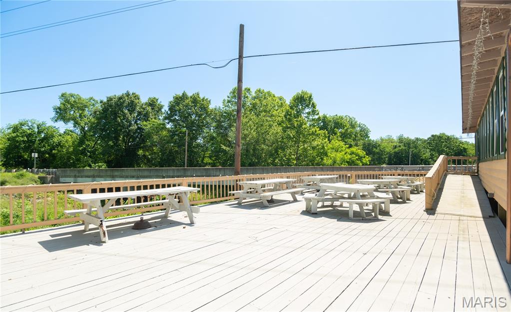 n/a - Commercial Sale