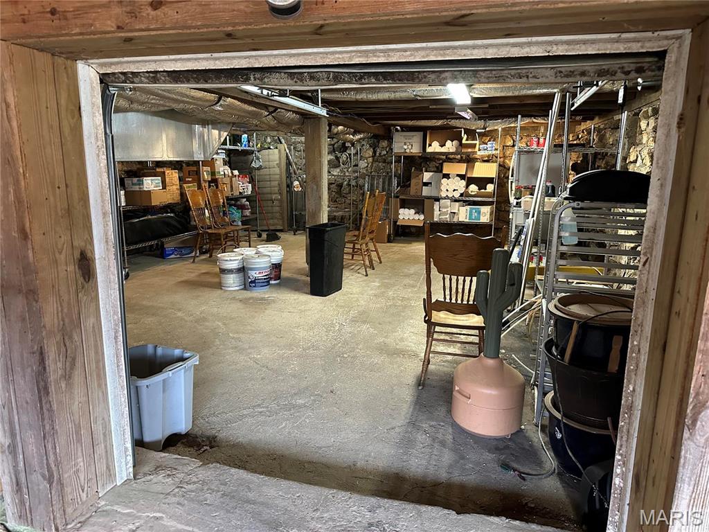n/a - Commercial Sale