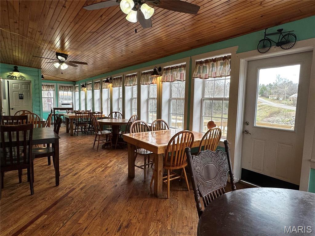 n/a - Commercial Sale