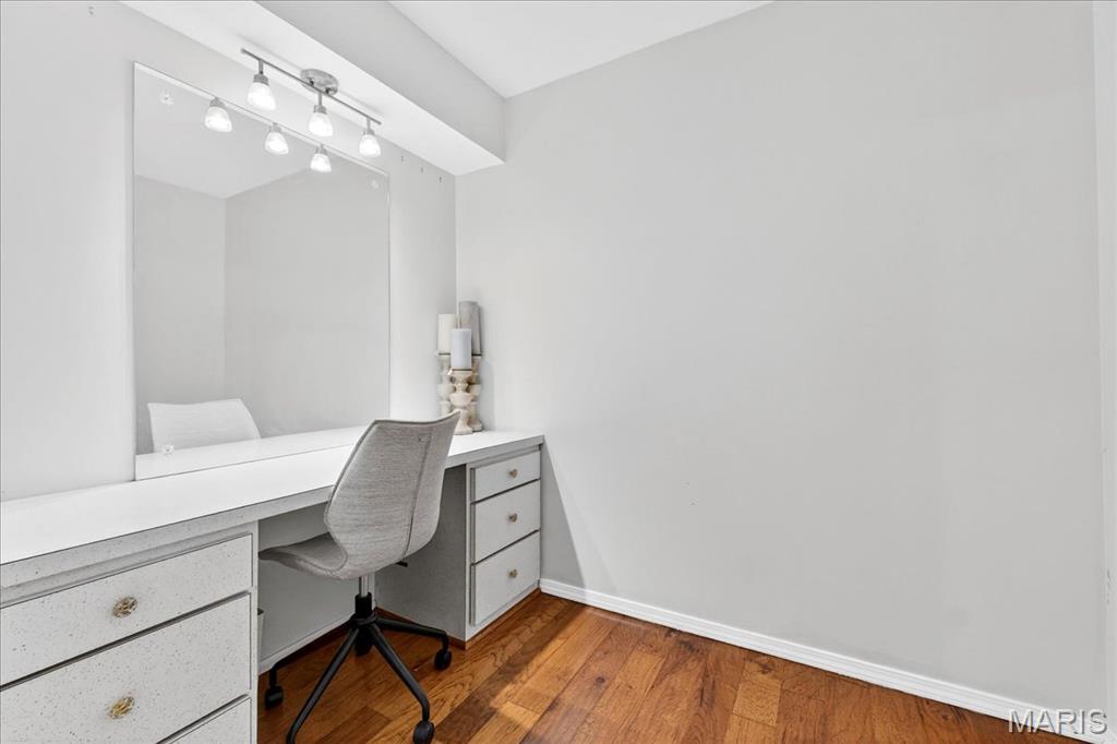 St Louis, Missouri 63128, United States, 2 Bedrooms Bedrooms, ,2 BathroomsBathrooms,Residential,Active,253057