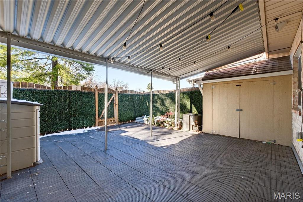 St Louis, Missouri 63128, United States, 2 Bedrooms Bedrooms, ,2 BathroomsBathrooms,Residential,Active,253057