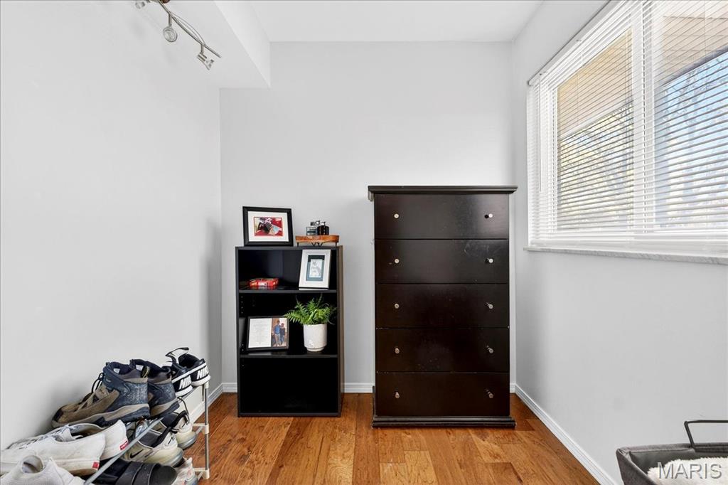 St Louis, Missouri 63128, United States, 2 Bedrooms Bedrooms, ,2 BathroomsBathrooms,Residential,Active,253057