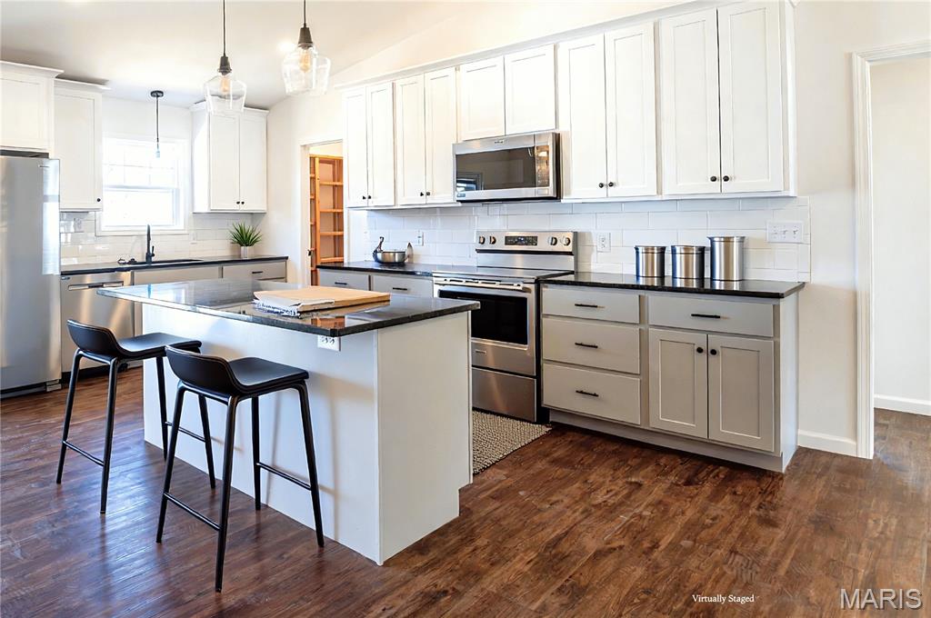 Scottsvale Manor - Residential