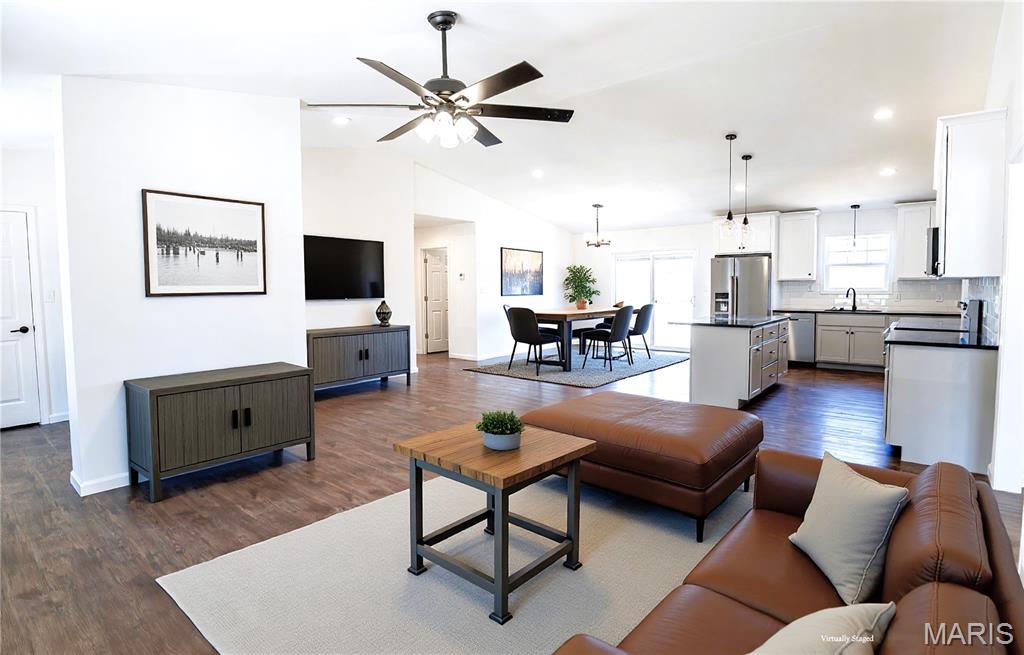 Scottsvale Manor - Residential