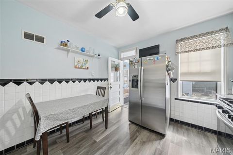 Tiny photo for 5622 Pernod Avenue, St Louis, MO 63139 (MLS # 26018408)