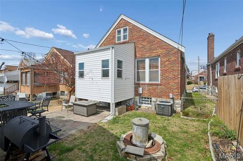 Tiny photo for 5622 Pernod Avenue, St Louis, MO 63139 (MLS # 26018408)