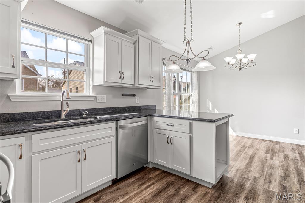 Villas/Butterfield Gardens Amd Place - Residential