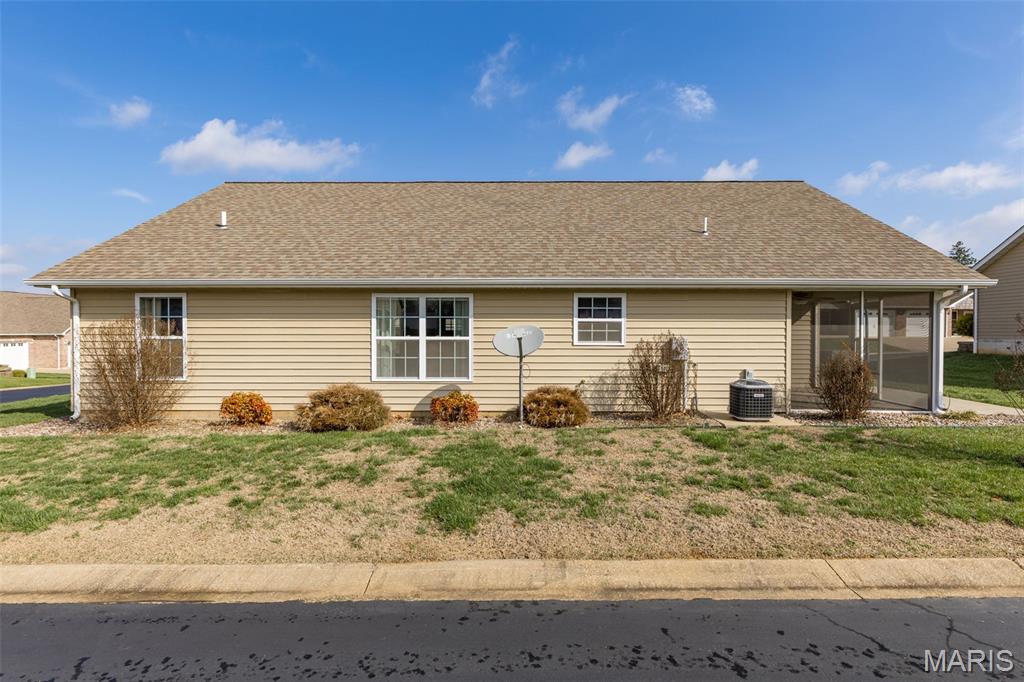 Villas/Butterfield Gardens Amd Place - Residential