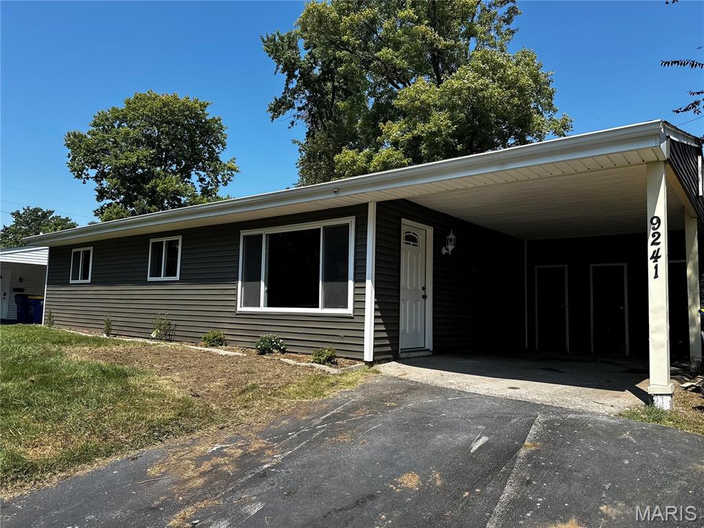Photo of 9241 Harold Drive, Woodson Terrace, MO 63134 (MLS # 26056347)
