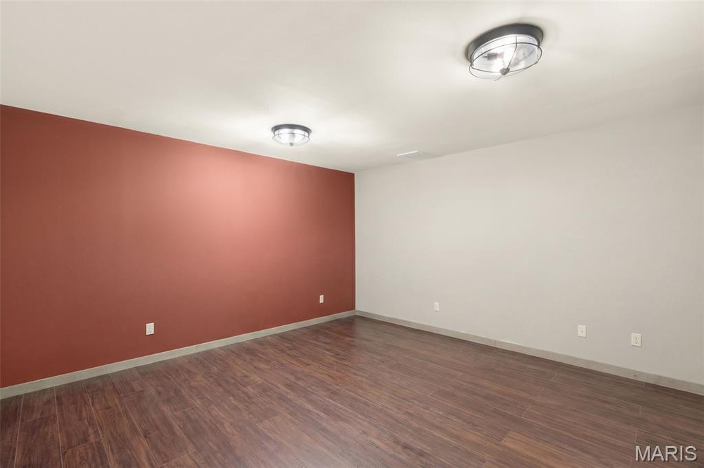 Walnut Lake - Residential