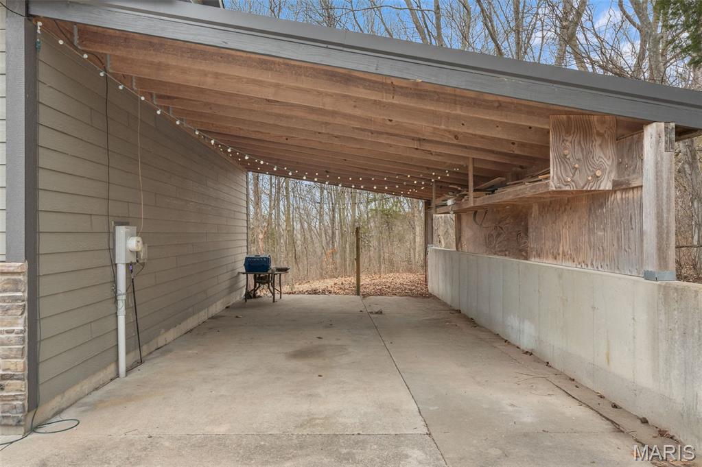 Walnut Lake - Residential