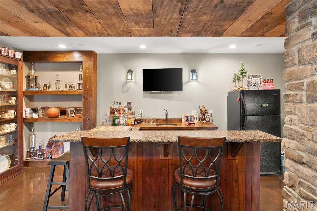 Walnut Lake - Residential