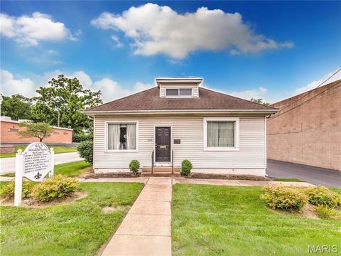 330 Rue Saint Francois Street Florissant MO 63031