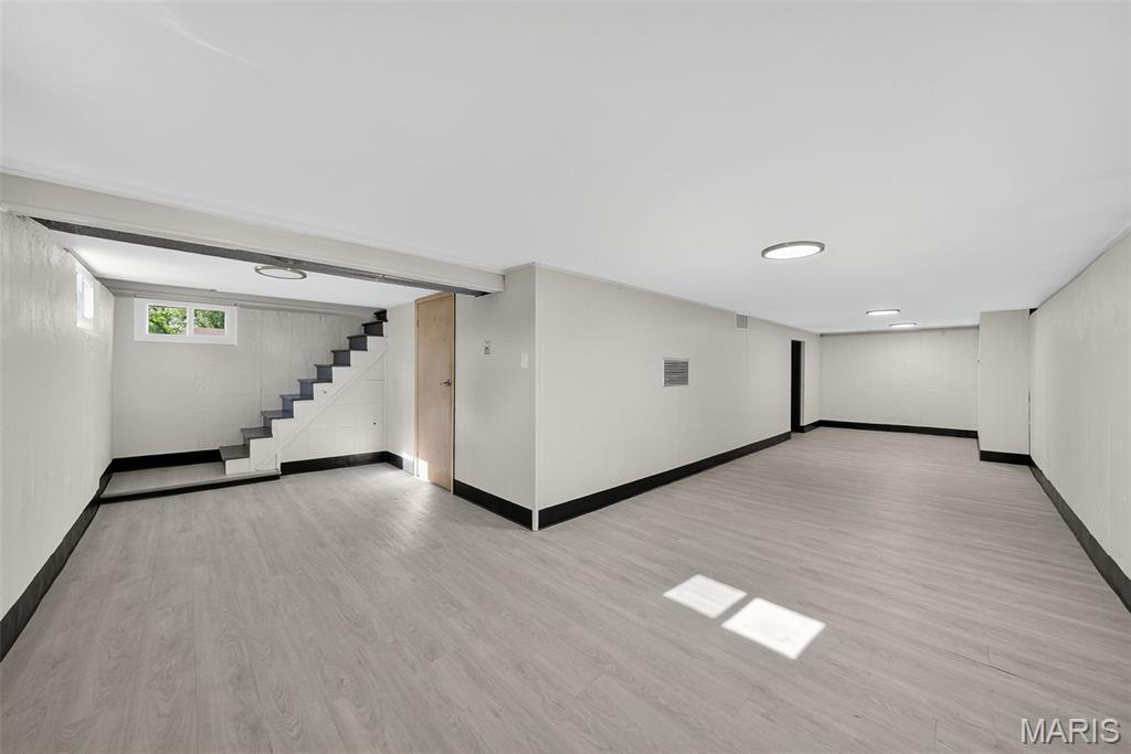 St Louis, Missouri 63137, United States, 3 Bedrooms Bedrooms, ,1 BathroomBathrooms,Residential,Pending,189549