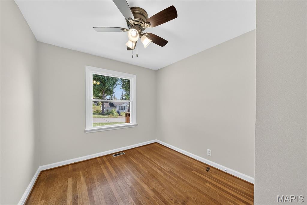 St Louis, Missouri 63137, United States, 3 Bedrooms Bedrooms, ,1 BathroomBathrooms,Residential,Pending,189549