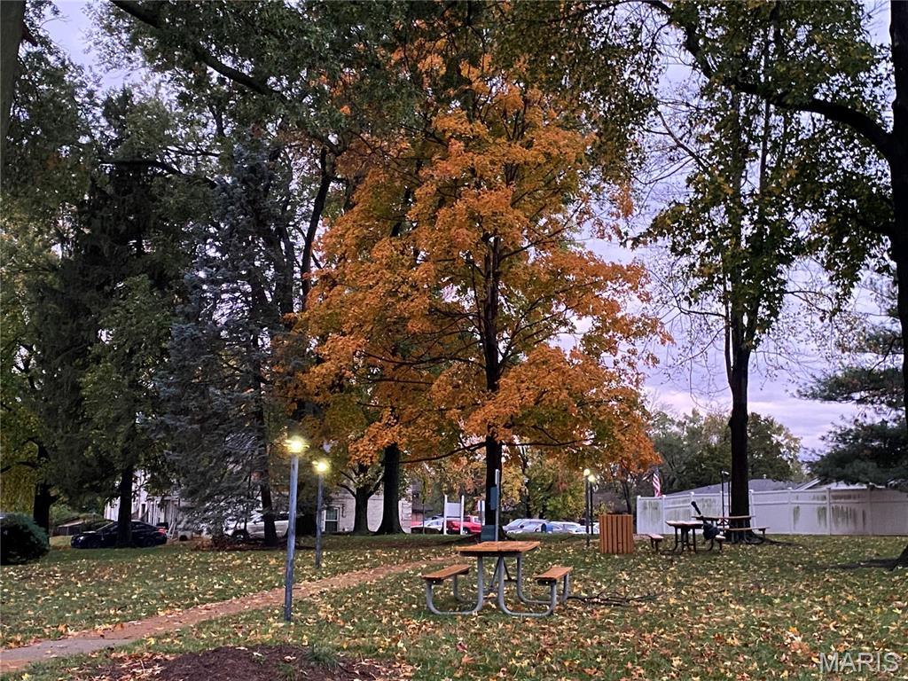 St Louis, Missouri 63129, United States, 3 Bedrooms Bedrooms, ,2 BathroomsBathrooms,Residential,Coming Soon,232302