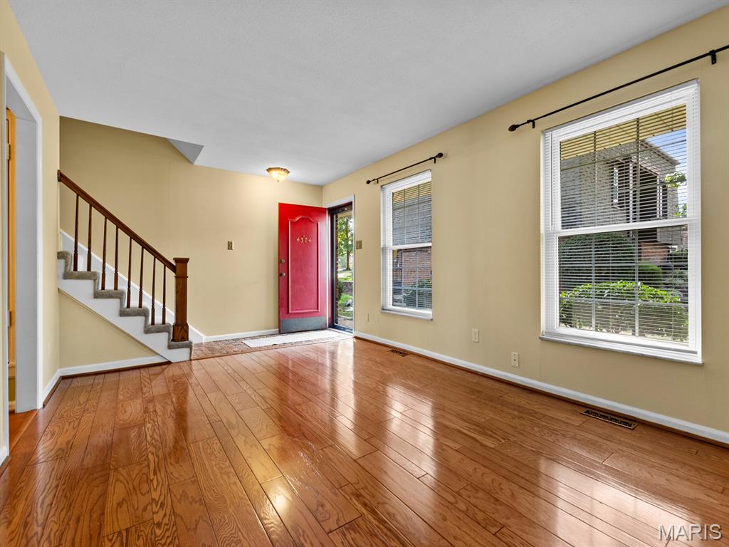 St Louis, Missouri 63129, United States, 3 Bedrooms Bedrooms, ,2 BathroomsBathrooms,Residential,Coming Soon,232302