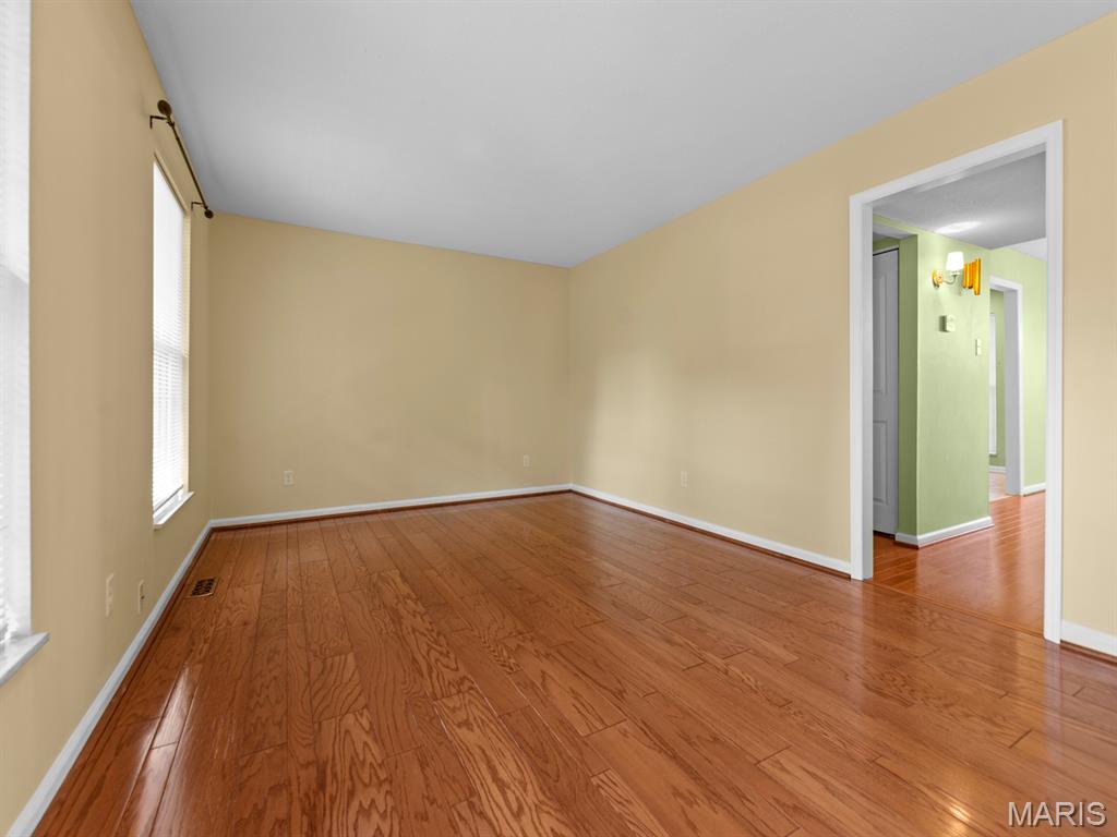 St Louis, Missouri 63129, United States, 3 Bedrooms Bedrooms, ,2 BathroomsBathrooms,Residential,Coming Soon,232302