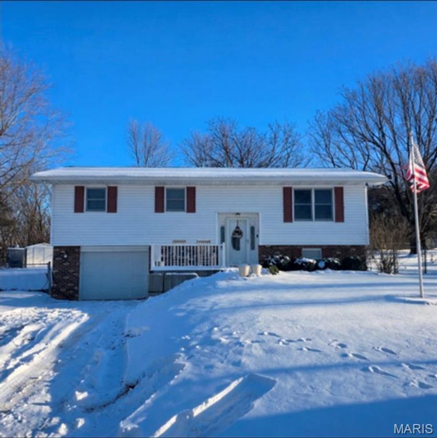 This is the Home you have been waiting for! Come take a tour of this beautiful 3 bedroom and two bathroom home nestled in the heart of Jefferson County. You will fall in love with the large fenced in back yard, oversized car port, and a shed for extra storage. Additionally, this home offers a new roof and septic system installed in 2025, so you can rest easy knowing that two major components of the home are almost brand new!  This home offers so much you have to come see it for yourself.
 Call and schedule your private appointment today!
**  interior pictures coming 2/7/26 **