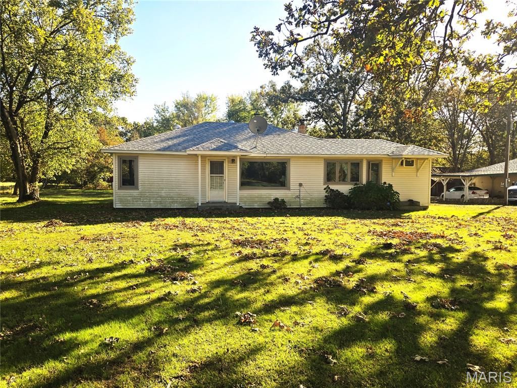 Photo of 1978 old Highway 60, Birch Tree, MO 65438 (MLS # 25073149)