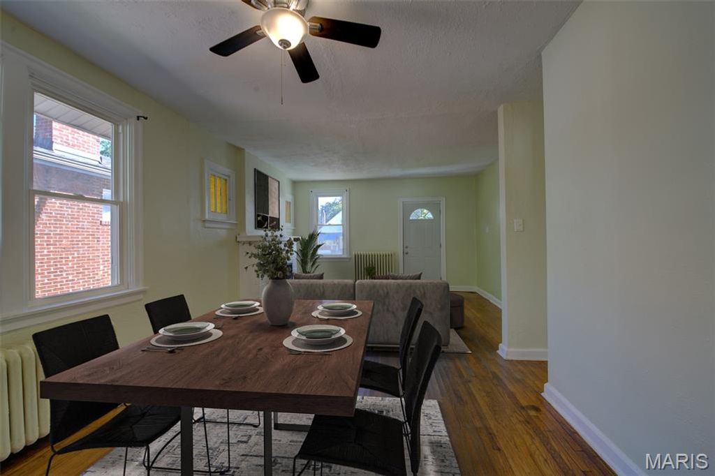 Photo of 1085 Pennsylvania Avenue, University City, MO 63130 (MLS # 25071993)