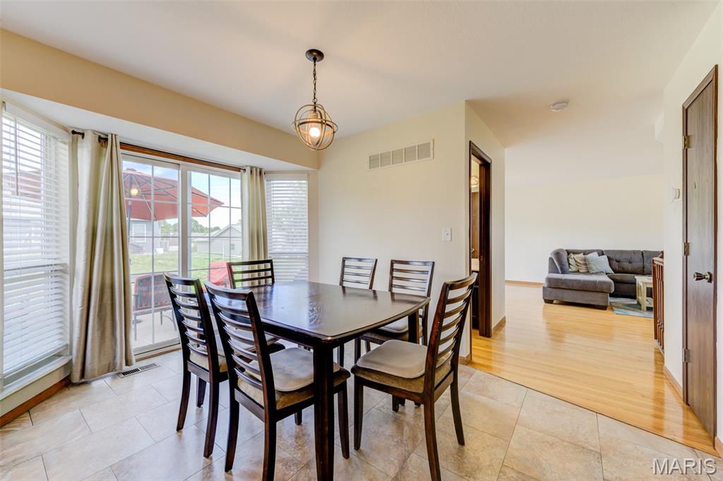 Sunny Brook Farm 03 - Residential