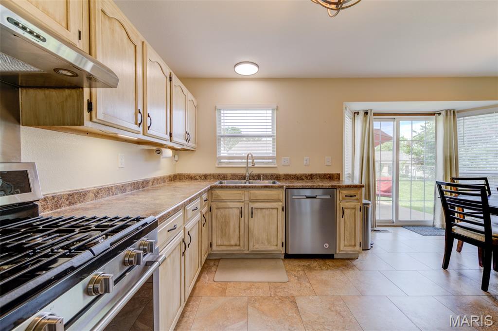 Sunny Brook Farm 03 - Residential