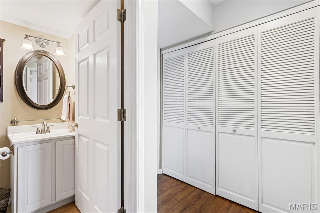 Towne Square Condo 3 - Residential