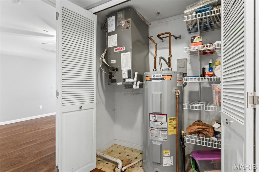 Towne Square Condo 3 - Residential