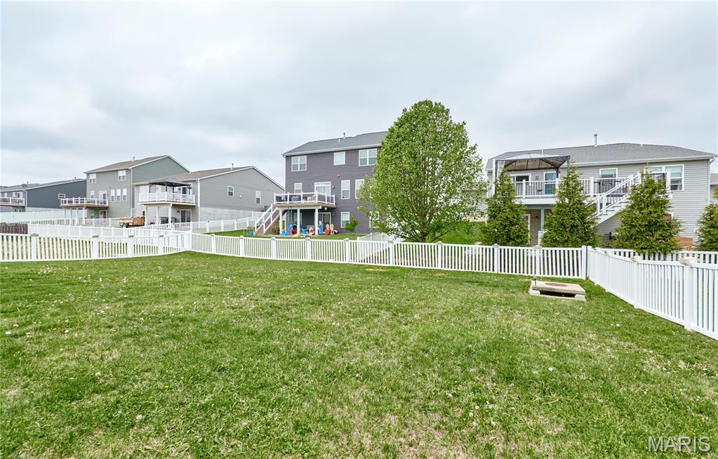 VLGS AT PRAIRIE BLUFFS - Residential