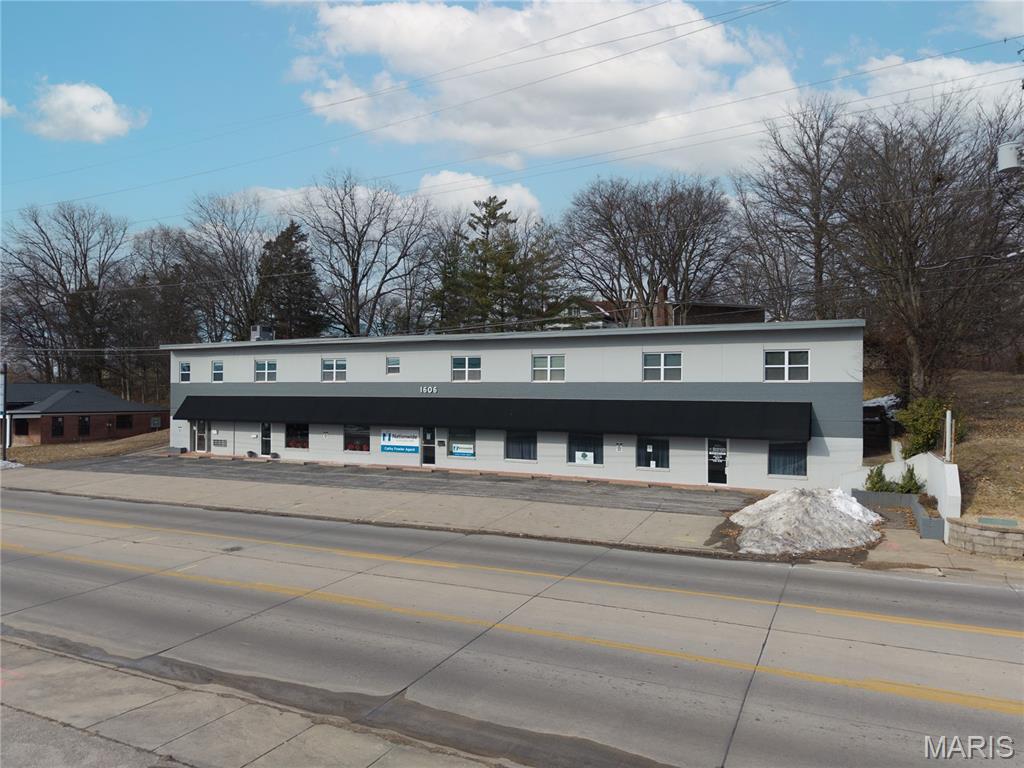 Longview Place - Commercial Sale