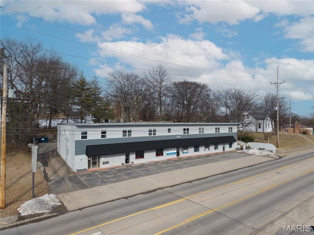 Longview Place - Commercial Sale