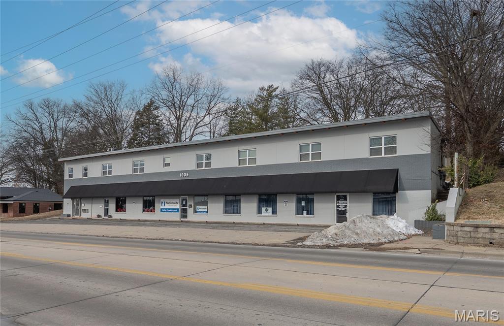 Longview Place - Commercial Sale