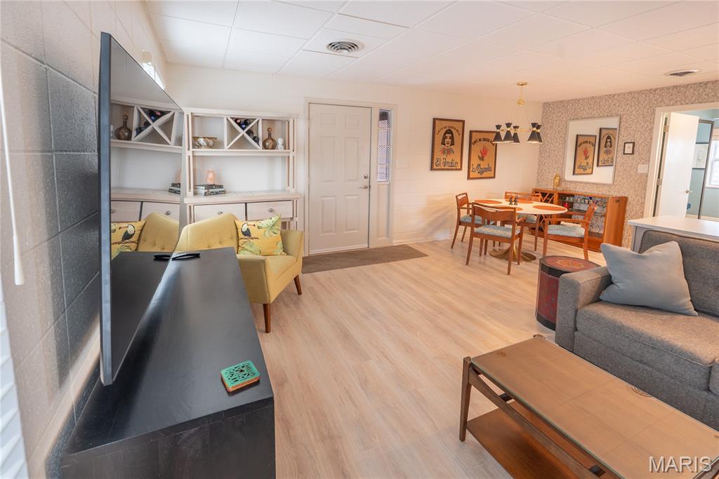 Longview Place - Commercial Sale