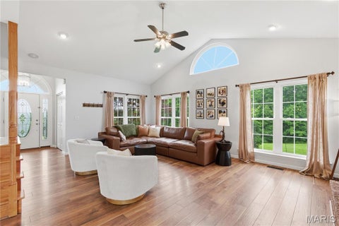 Tiny photo for 9 Buelah Drive, Troy, MO 63379 (MLS # 26031623)