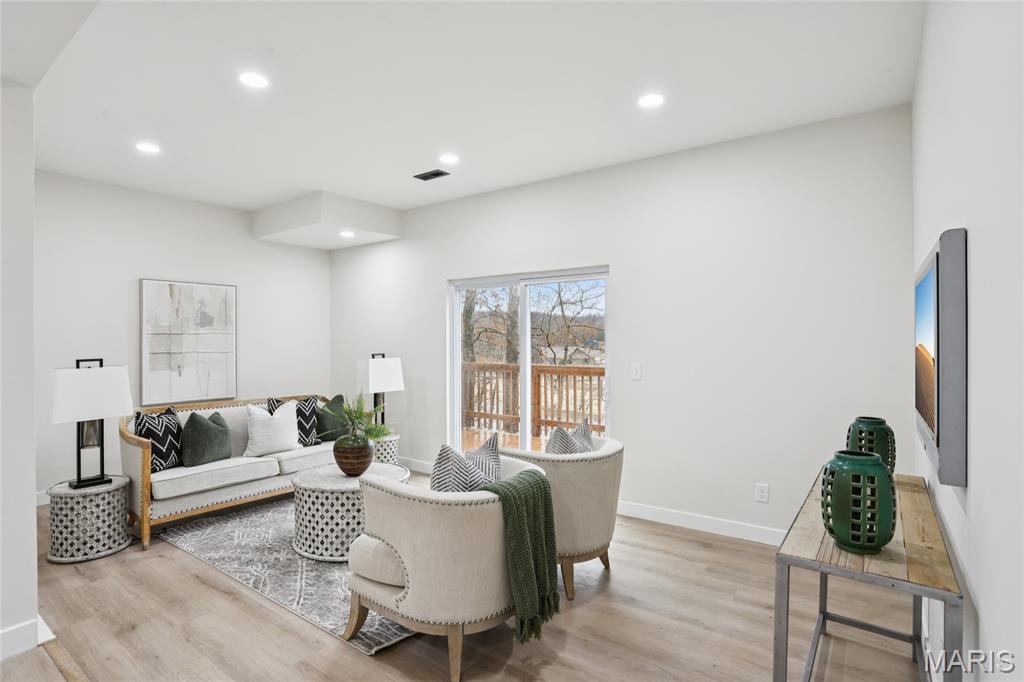 Lake Sherwood Estates - Residential