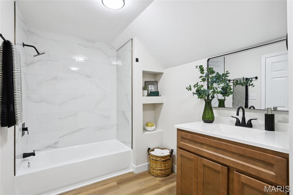 Lake Sherwood Estates - Residential