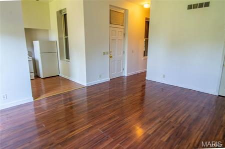 St Louis, Missouri 63104, United States, 2 Bedrooms Bedrooms, ,1 BathroomBathrooms,Residential,Active,150053