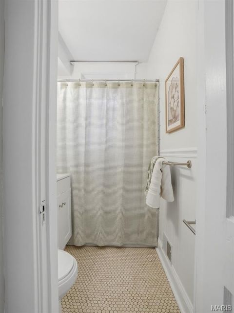 Tiny photo for 7439 Wellington Avenue, University City, MO 63130 (MLS # 26026769)