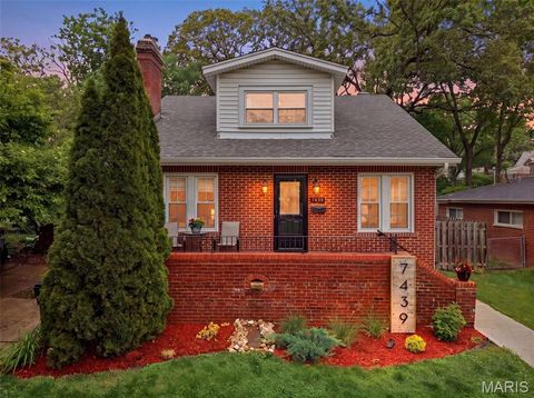Tiny photo for 7439 Wellington Avenue, University City, MO 63130 (MLS # 26026769)