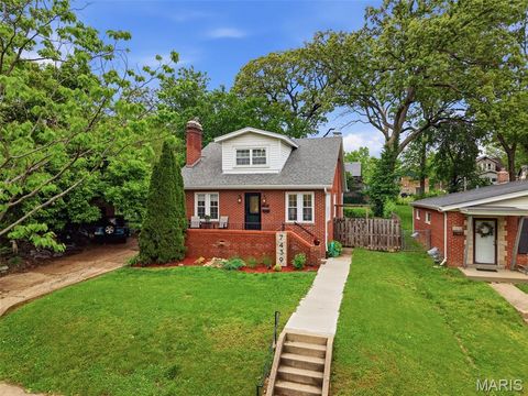 Tiny photo for 7439 Wellington Avenue, University City, MO 63130 (MLS # 26026769)