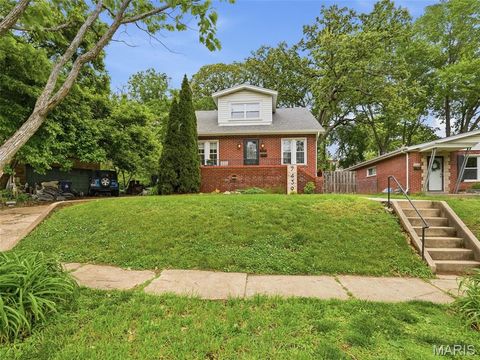 Tiny photo for 7439 Wellington Avenue, University City, MO 63130 (MLS # 26026769)