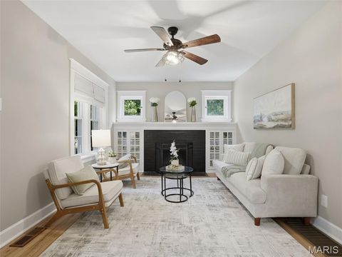Tiny photo for 7439 Wellington Avenue, University City, MO 63130 (MLS # 26026769)