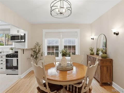 Tiny photo for 7439 Wellington Avenue, University City, MO 63130 (MLS # 26026769)