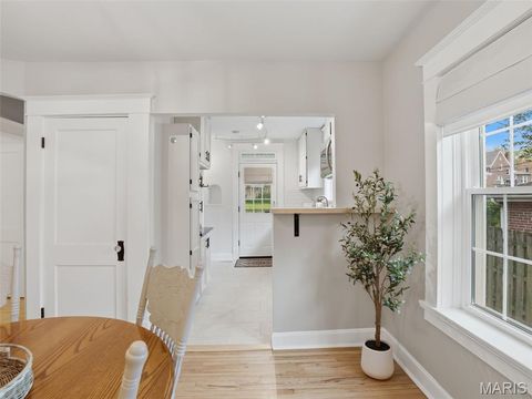 Tiny photo for 7439 Wellington Avenue, University City, MO 63130 (MLS # 26026769)