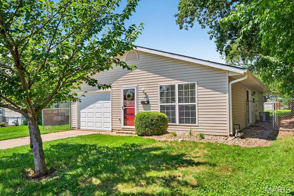 Edwardsville, Illinois 62025, United States, 3 Bedrooms Bedrooms, ,1 BathroomBathrooms,Residential,Active,164240